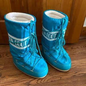 Moon boots!